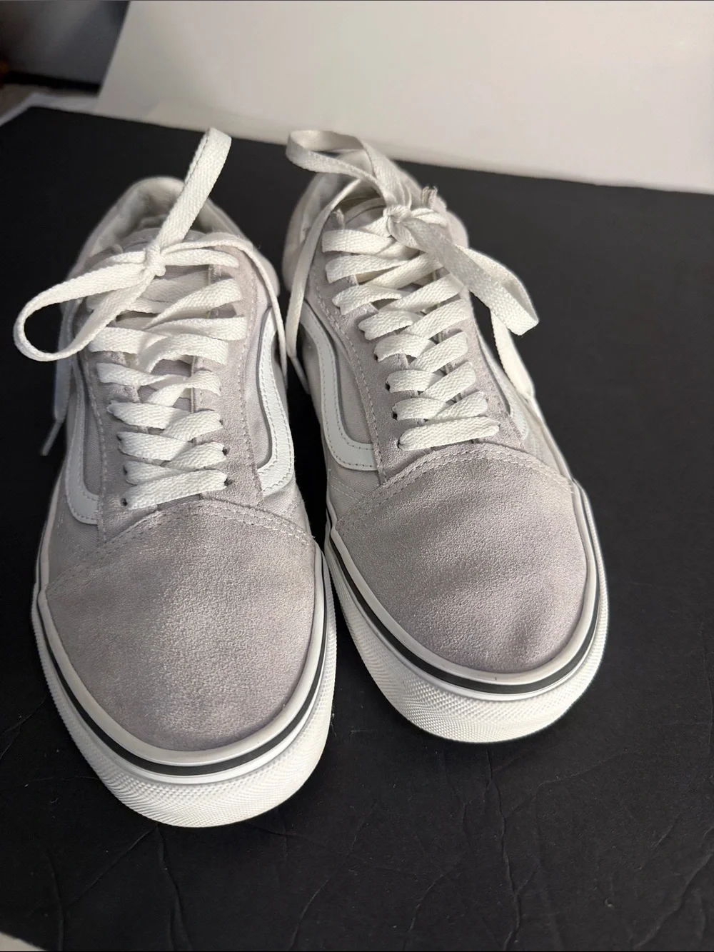 Vans Men's Old Skool Low-Top Sneakers in Light Gray and White